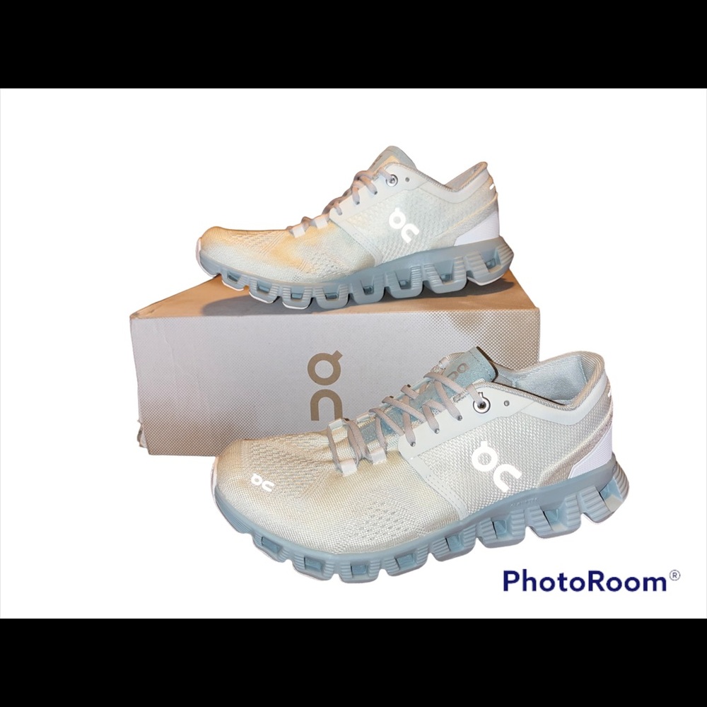 On Cloud Cloud X - Womens 6.5 - Seafoam/Teal